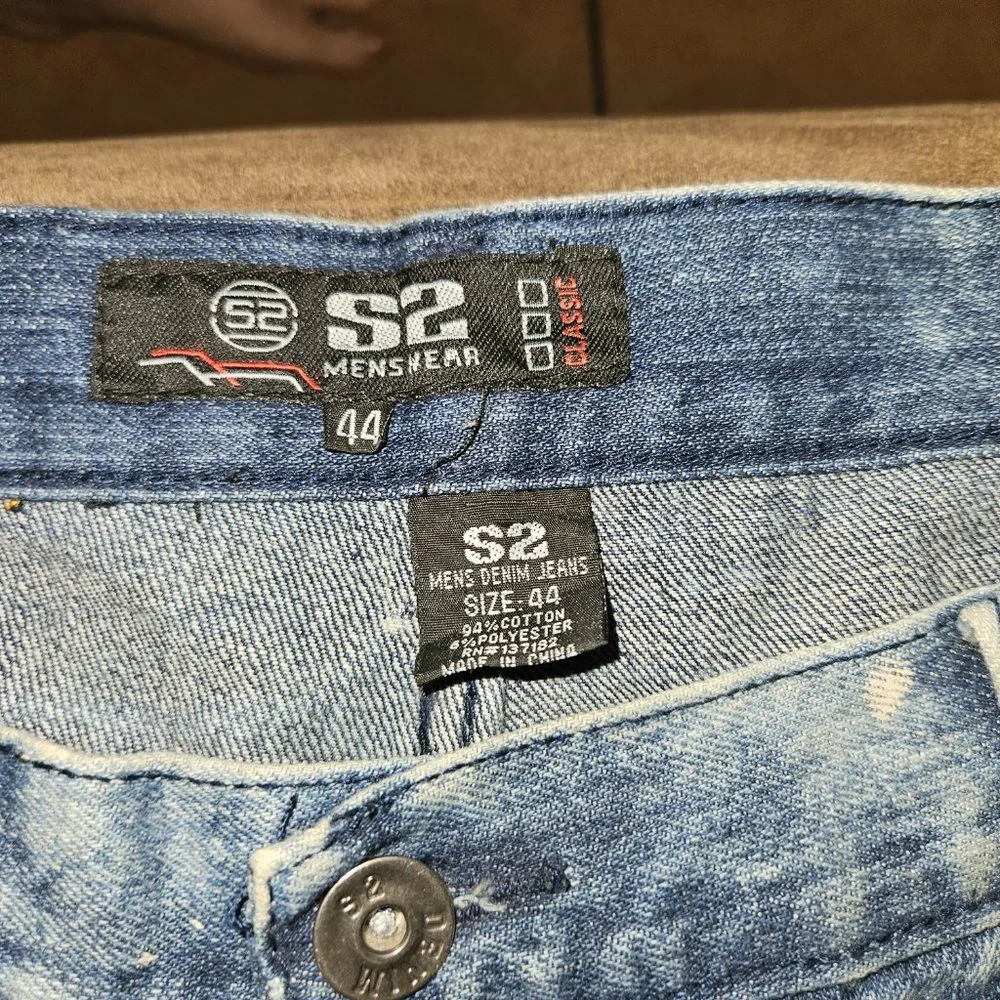 Designer - Picture 2 of 2